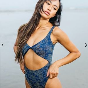 Skatie Swim Summer Nights Chloe one piece in Size Large